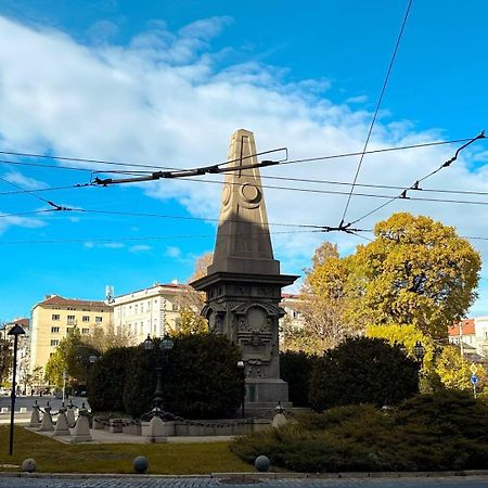 2Bdr Luxury On Prime Location Apartment Sofia Bagian luar foto