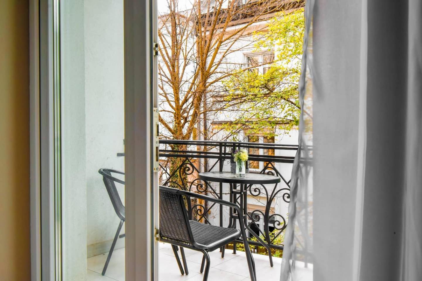 2Bdr Luxury On Prime Location Apartment Sofia Bagian luar foto