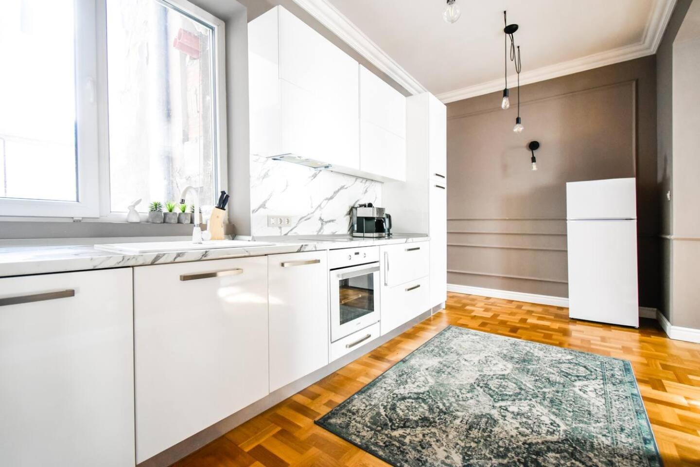2Bdr Luxury On Prime Location Apartment Sofia Bagian luar foto